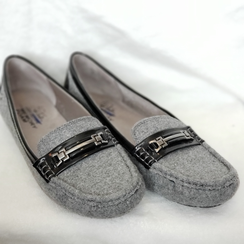Life Stride Grey Loafers